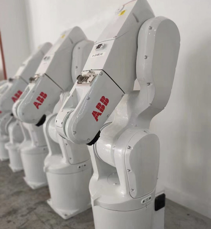 Industrieel de Robotwapen 6 van ABB IRB1200-5/0.9 het Aswerk met het Goed van de Visierobot bij Assemblage