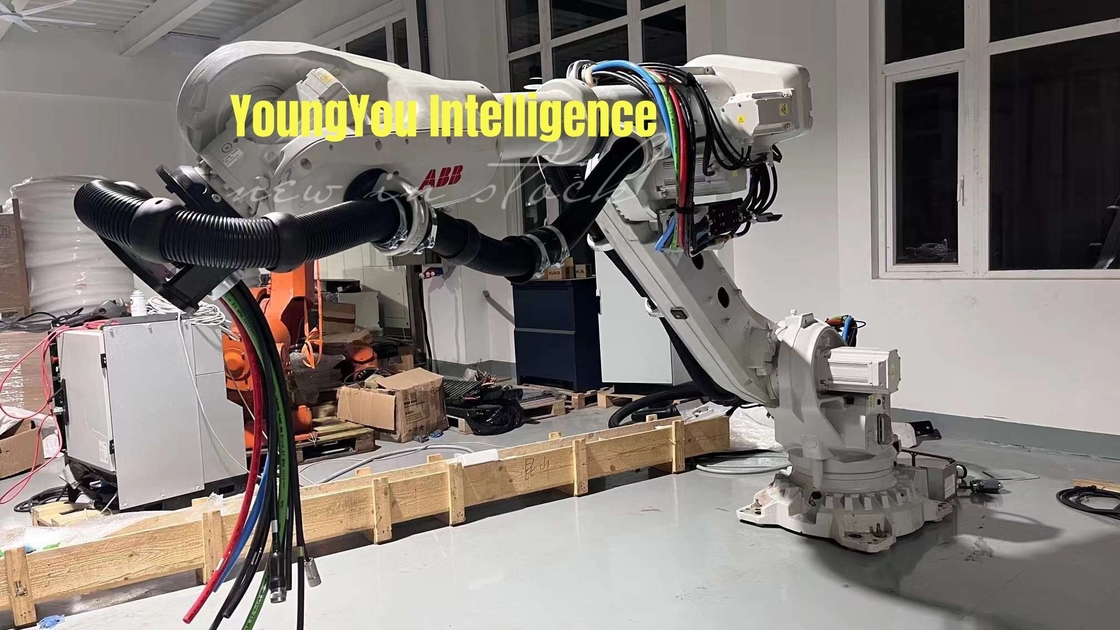 Mechanisch Abb-Robotwapen voor Verkoop ABB IRB 6700 het Uitdelen Lijn 2600mm van het Batterijpak