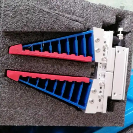 Twee 4 6 de Tang van de 2 Vingerrobot voor Stukken Flexibele Aanpassings 66 tot 100mm Lengte 12 tot 64mm Slag