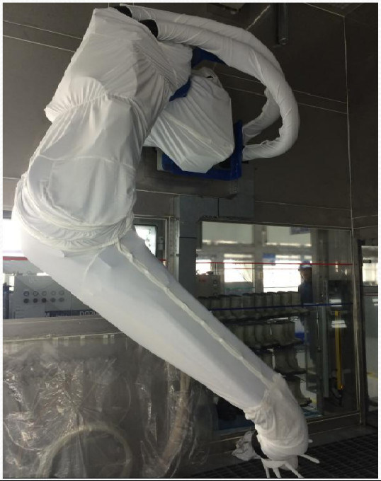 Oppervlakteweerstand 10 8Ω Robotschutters op maat voor robotmodel en -actie