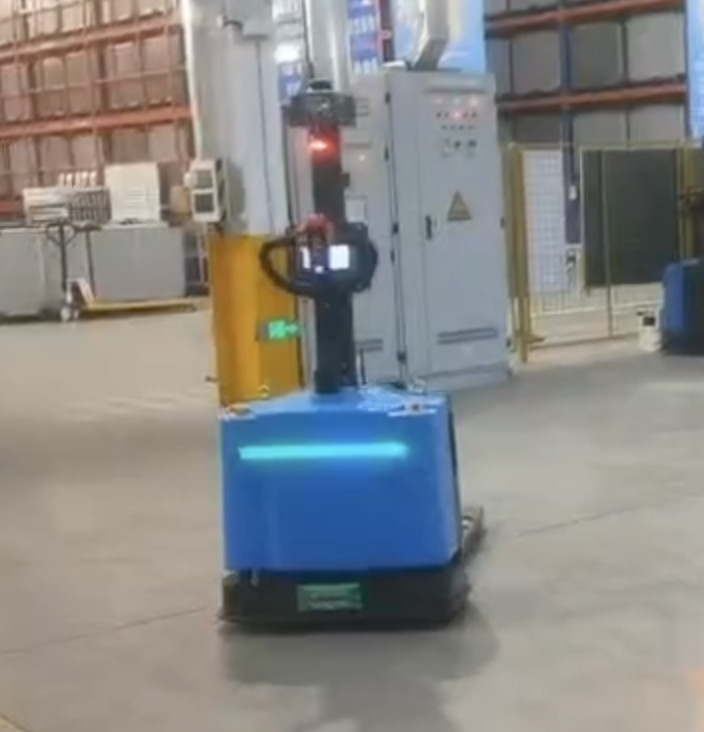 Fabrieksgeautomatiseerd navigatievoertuig met automatisch opladen 1500 kg laadvermogen 24-uurs uithoudingsvermogen