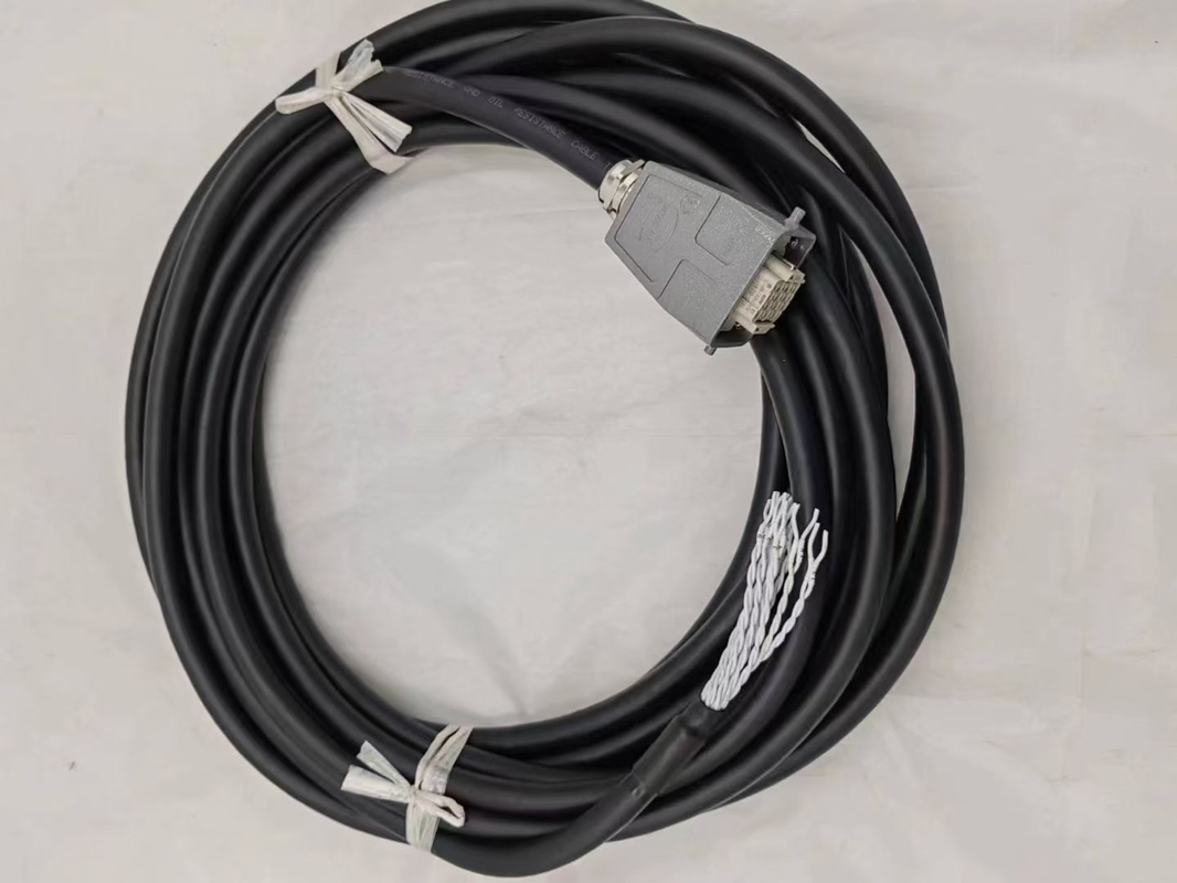 ABB/FANUC/KUKA Robot Flexible Cables 12 kg Netto Gewicht Spanningswaarde Per Robot Werkstation